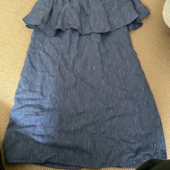 Old navy off the shoulder dress - Picture 1 of 3